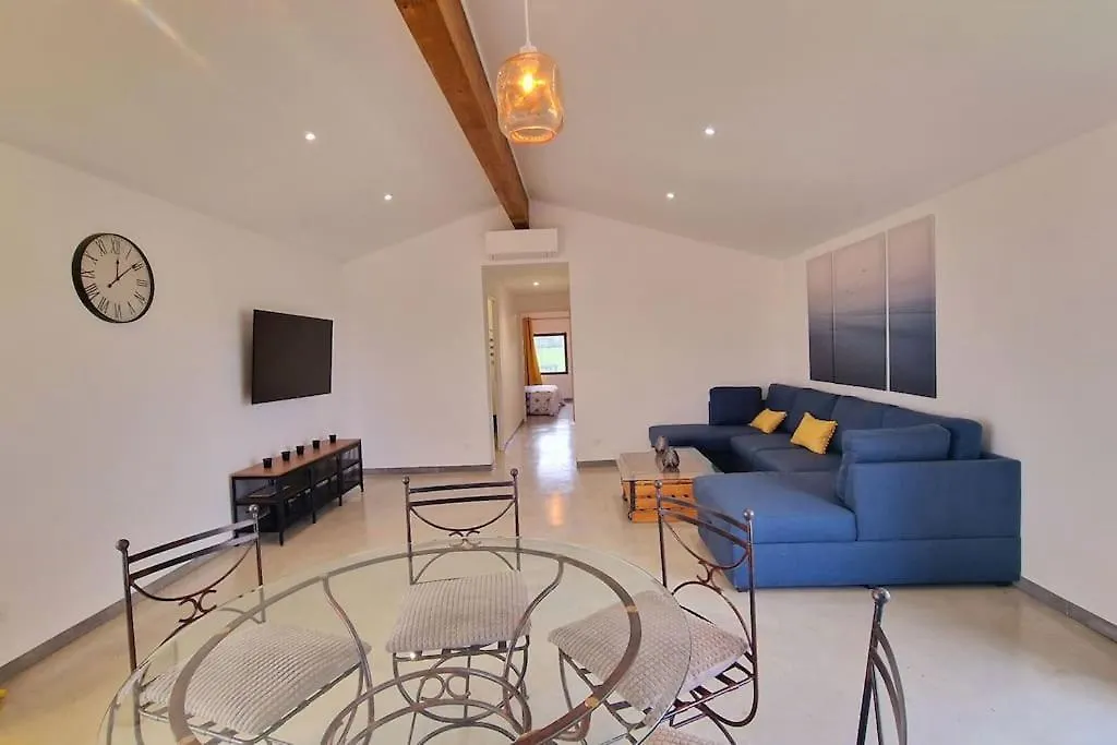 Holiday home Gite De Charme Dans La Campagne De Montauban France