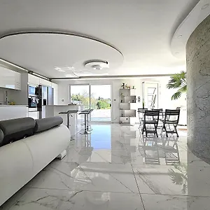 Maison Sapiac - 4pers - 2 - 3 Lits - Clim Reversible - Terrasse Ombragee Et Grand Jardin - Piscine Saison Estivale Montauban